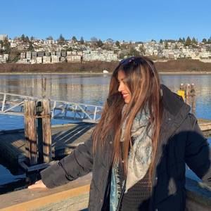 Meet your Posher, Atousa